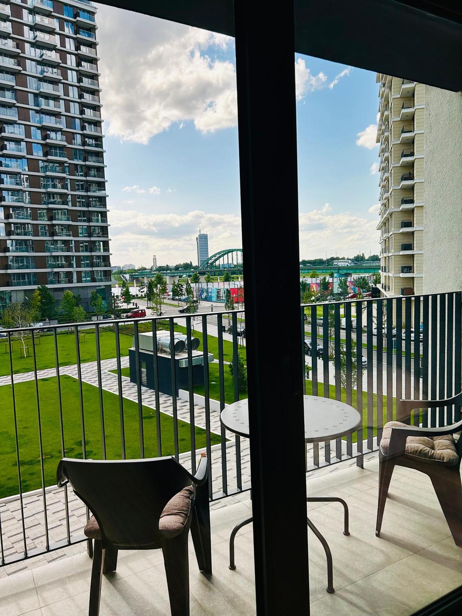 Luxury Waterfront View - BW Apartment River View Belgrad Exterior foto